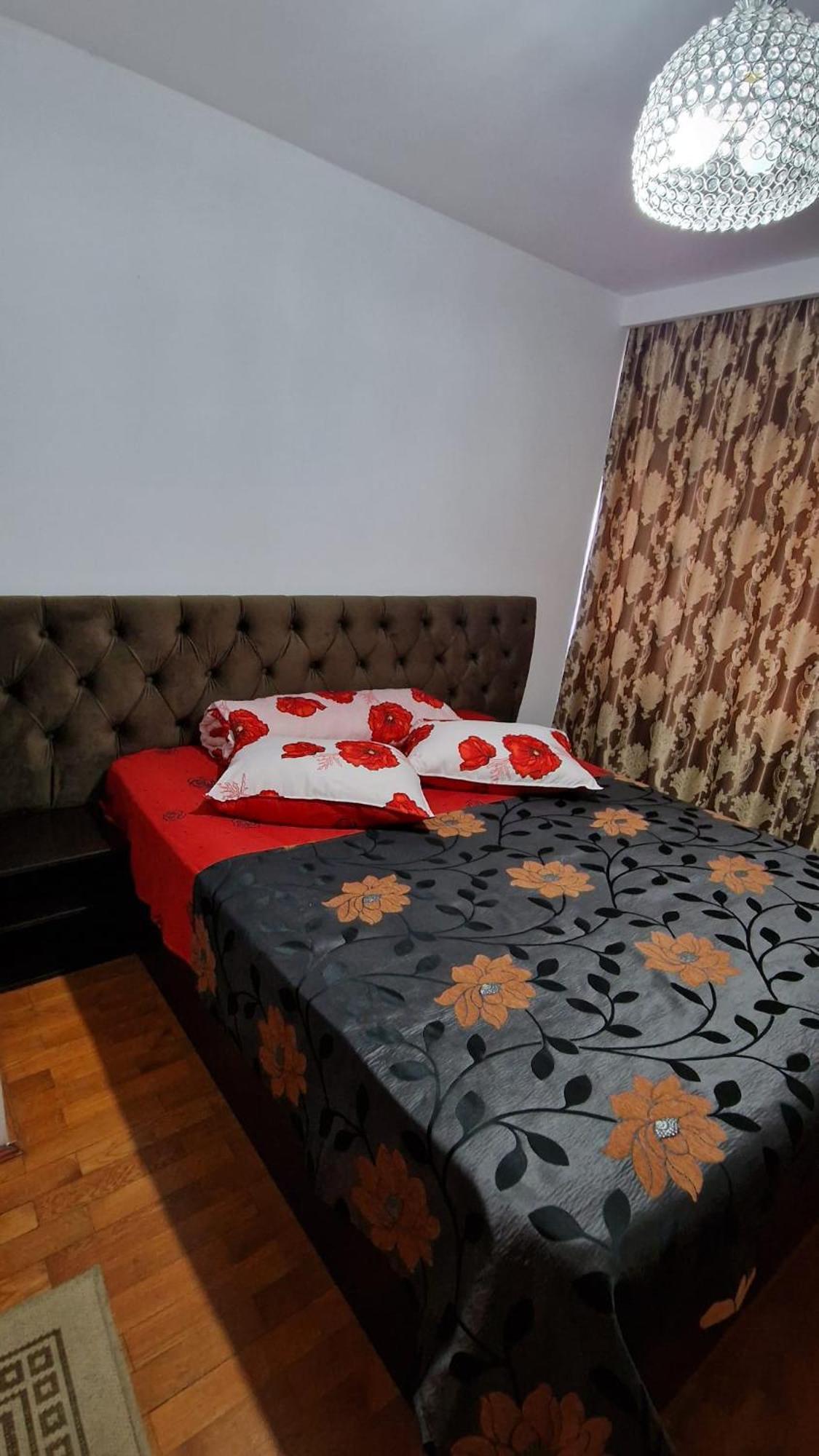 Pensiunea Toma Ploiesti Exterior photo