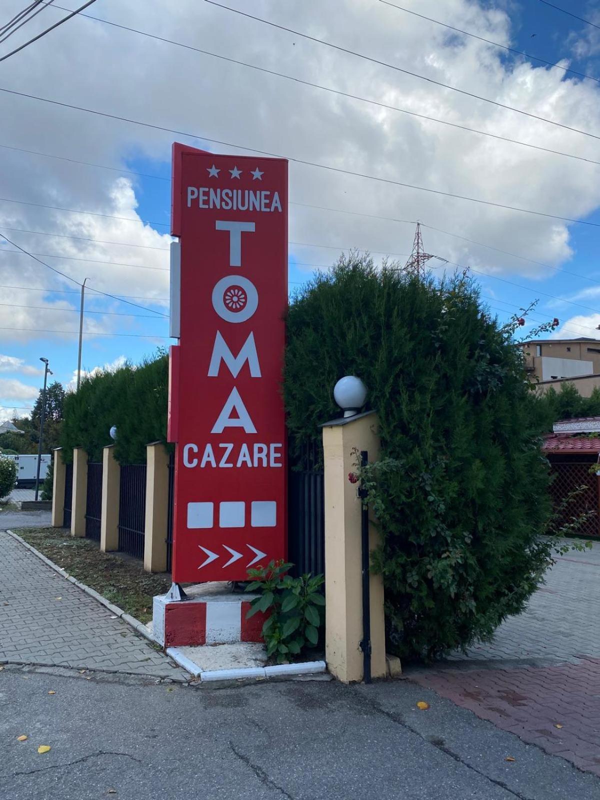 Pensiunea Toma Ploiesti Exterior photo